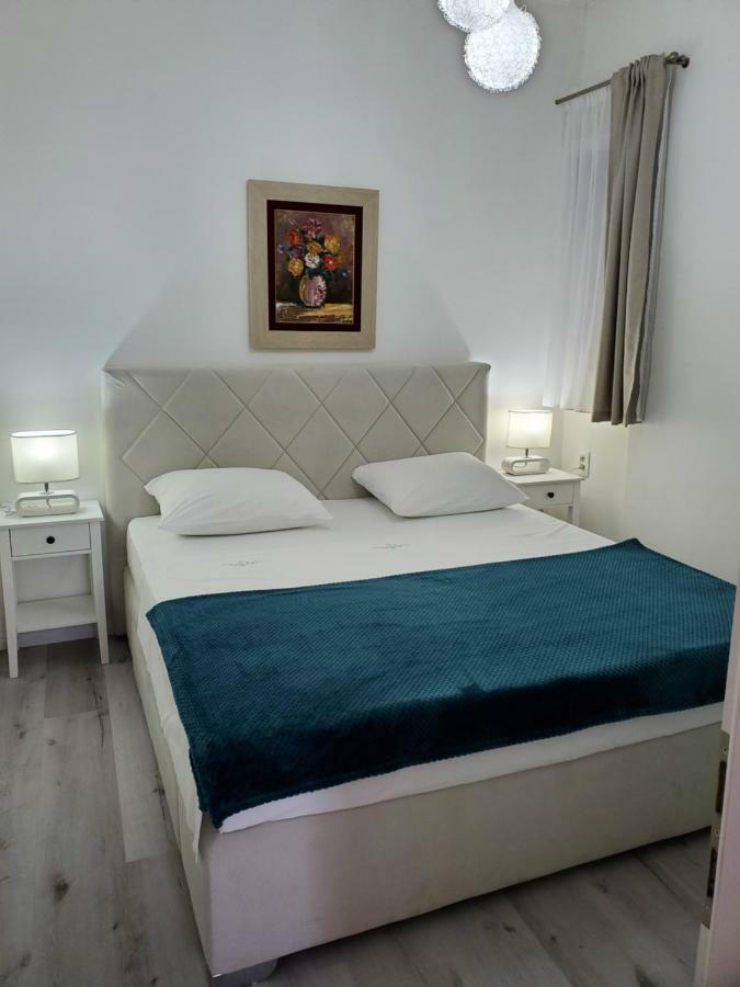 Mm Apartment บุดวา ภายนอก รูปภาพ